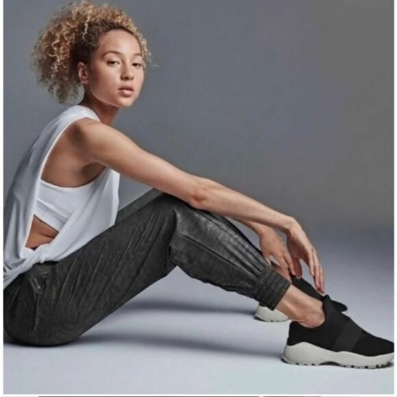 Athleta Camden Printed Joggers in Black Moire - Picture 1 of 10